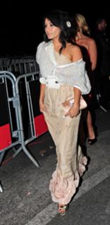 Vanessa Hudgens feet photo thumbnail