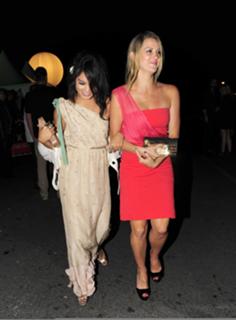 Vanessa Hudgens feet photo thumbnail