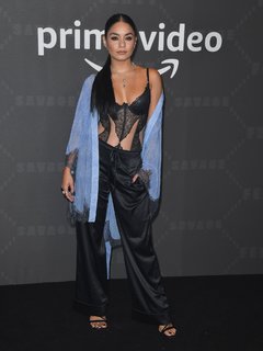 Vanessa Hudgens feet photo thumbnail