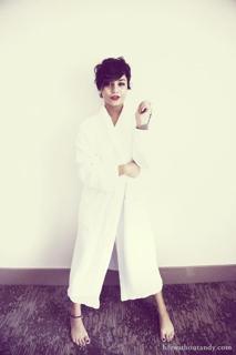 Vanessa Hudgens feet photo thumbnail