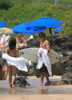 Vanessa Hudgens feet photo thumbnail