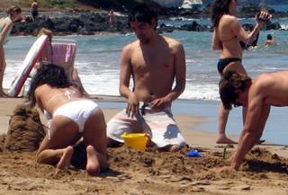 Vanessa Hudgens feet photo thumbnail