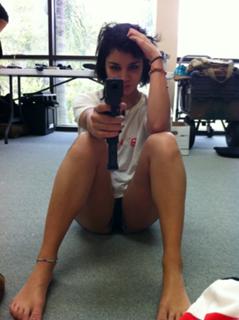 Vanessa Hudgens feet photo thumbnail