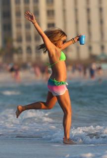 Vanessa Hudgens feet photo thumbnail