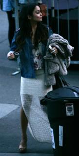 Vanessa Hudgens feet photo thumbnail