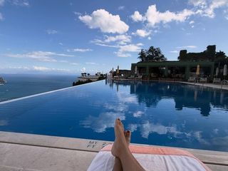 Vanessa Hudgens feet photo thumbnail