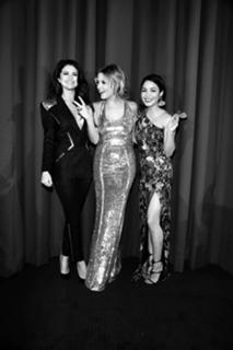 Vanessa Hudgens feet photo thumbnail
