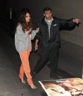 Vanessa Hudgens feet photo thumbnail