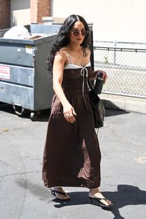 Vanessa Hudgens feet photo 5