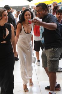Vanessa Hudgens feet photo 6