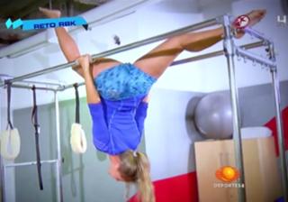 Vanessa Huppenkothen feet photo thumbnail