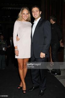 Vanessa Huppenkothen feet photo thumbnail