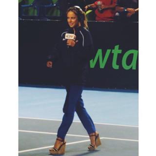Vanessa Huppenkothen feet photo thumbnail