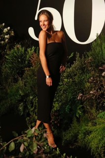 Vanessa Huppenkothen feet photo thumbnail