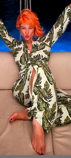 Vanessa Huppenkothen feet photo thumbnail