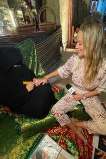 Vanessa Huppenkothen feet photo thumbnail