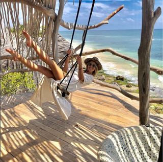 Vanessa Huppenkothen feet photo 5