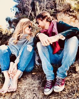 Vanessa Incontrada feet photo thumbnail