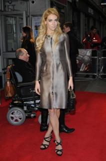 Vanessa Kirby feet photo thumbnail