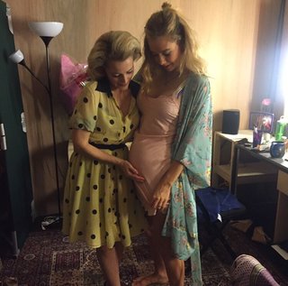 Vanessa Kirby feet photo thumbnail
