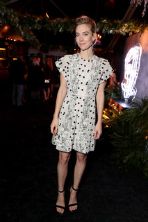 Vanessa Kirby feet photo thumbnail