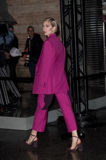 Vanessa Kirby feet photo thumbnail