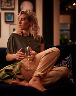 Vanessa Kirby feet photo 5