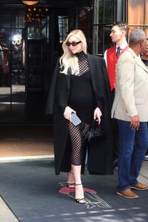 Vanessa Kirby feet photo thumbnail