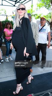 Vanessa Kirby feet photo thumbnail