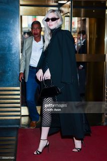 Vanessa Kirby feet photo thumbnail