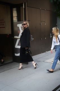 Vanessa Kirby feet photo thumbnail