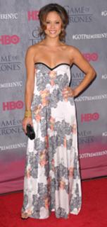 Vanessa Lachey feet photo thumbnail