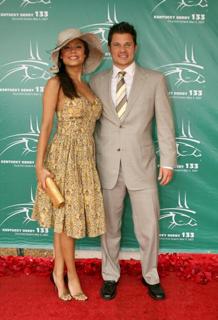 Vanessa Lachey feet photo thumbnail