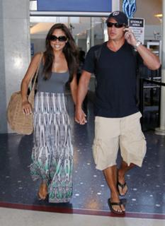 Vanessa Lachey feet photo thumbnail