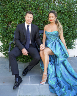 Vanessa Lachey feet photo thumbnail