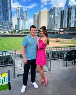 Vanessa Lachey feet photo thumbnail