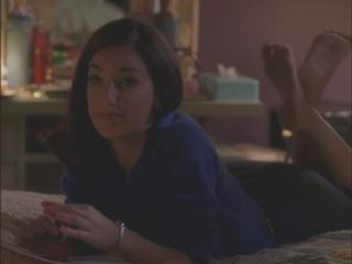 Vanessa Lengies feet photo thumbnail