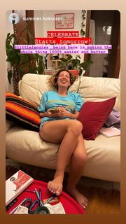 Vanessa Lengies feet photo thumbnail