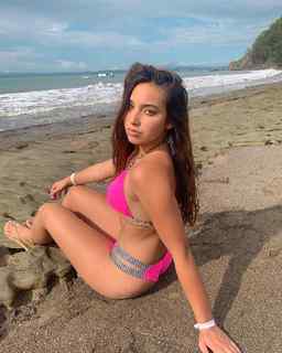 Vanessa Lopes feet photo 15