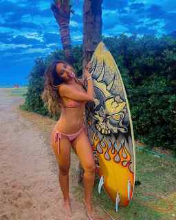 Vanessa Lopes feet photo 7