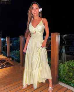 Vanessa Lopes feet photo 16