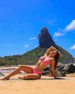 Vanessa Lopes feet photo 15