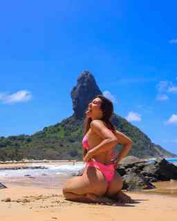 Vanessa Lopes feet photo 14