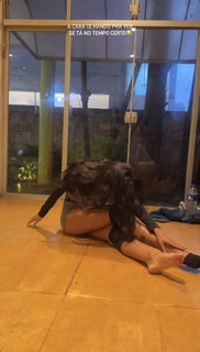 Vanessa Lopes feet photo 18