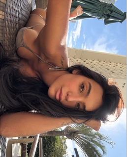 Vanessa Lopes feet photo 12
