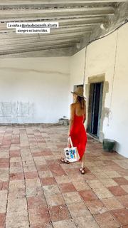 Vanessa Lorenzo feet photo 5