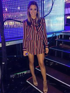 Vanessa Mai feet photo thumbnail