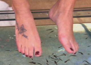 Vanessa Mai feet photo thumbnail