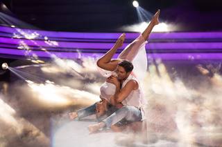 Vanessa Mai feet photo thumbnail