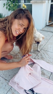 Vanessa Mai feet photo thumbnail